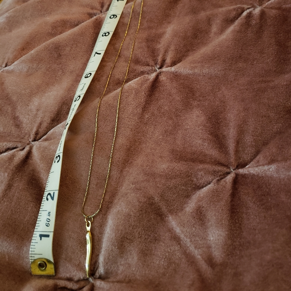 Womens neckless